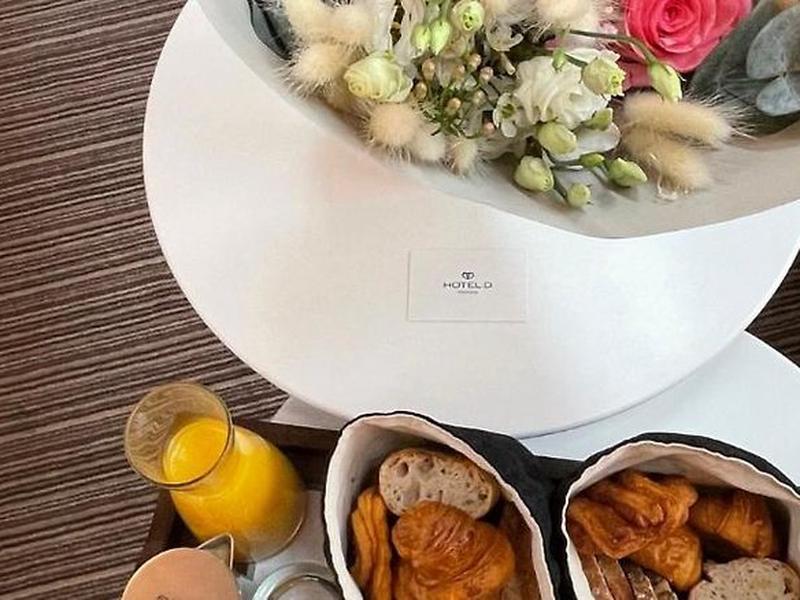 F96DD9CDAACFA00E6FA0CF76EA75AEF8