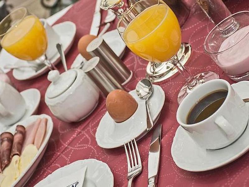 79C1B8CA14420E2F7DD7241F509C90F1