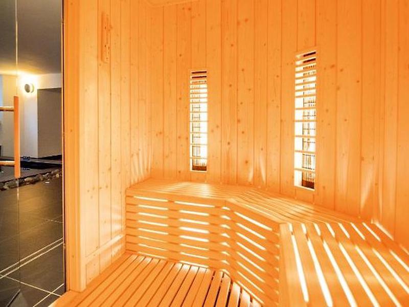 EE96D9503A625381901EBC539868FE64