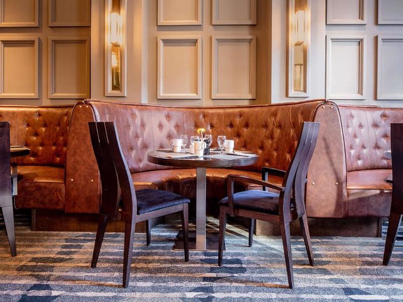 019885A0AAD36930BB2C16DD2CD1C6EB