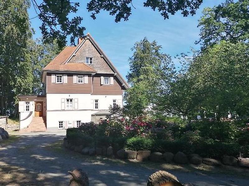 654A7B357E3B30BD2DE75F32AA9F2B39