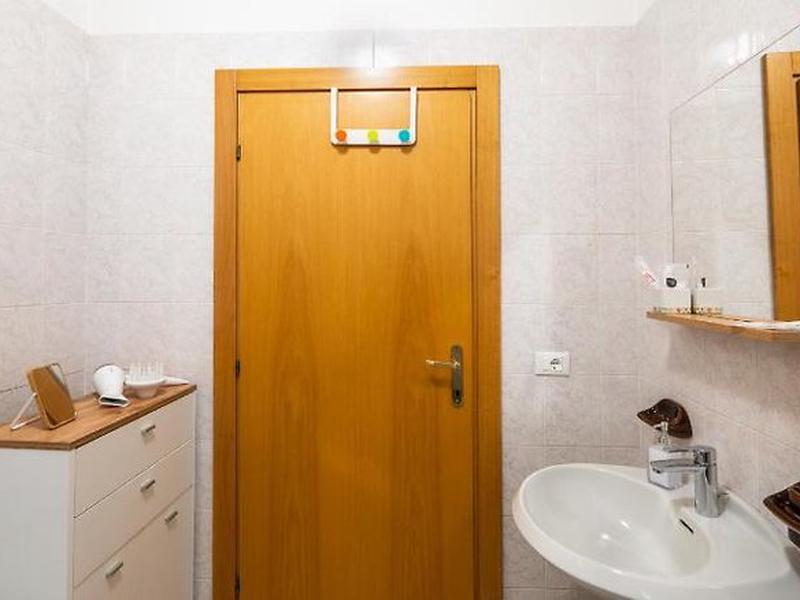 AE725C9D2DFF0759865884D9082115E1