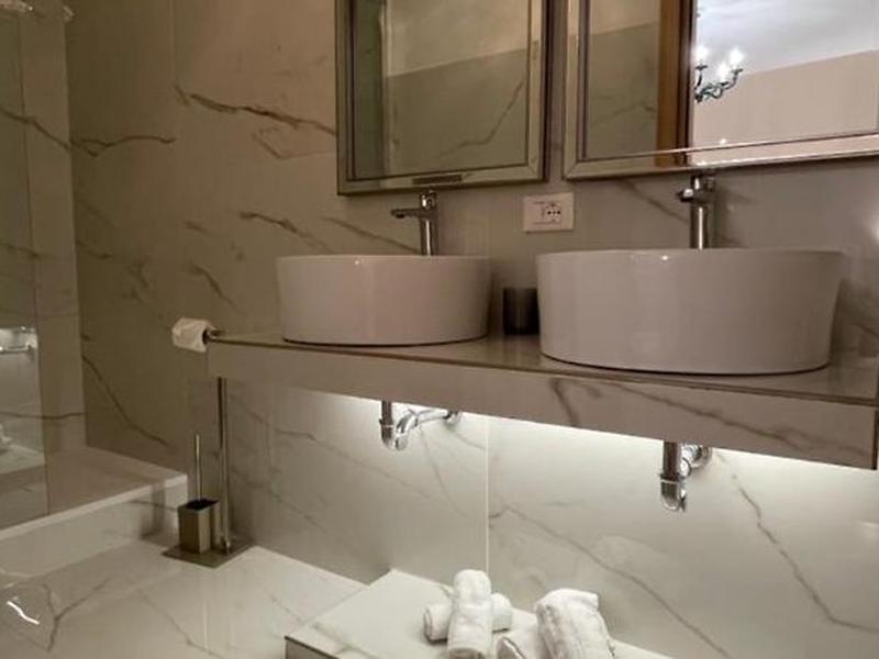 124BB4B17EB5DC6AB9FEEBEEF04AFFF3