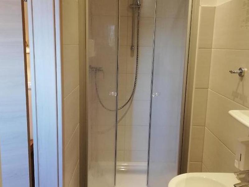 1357152C6072CD550084895B4DB28035