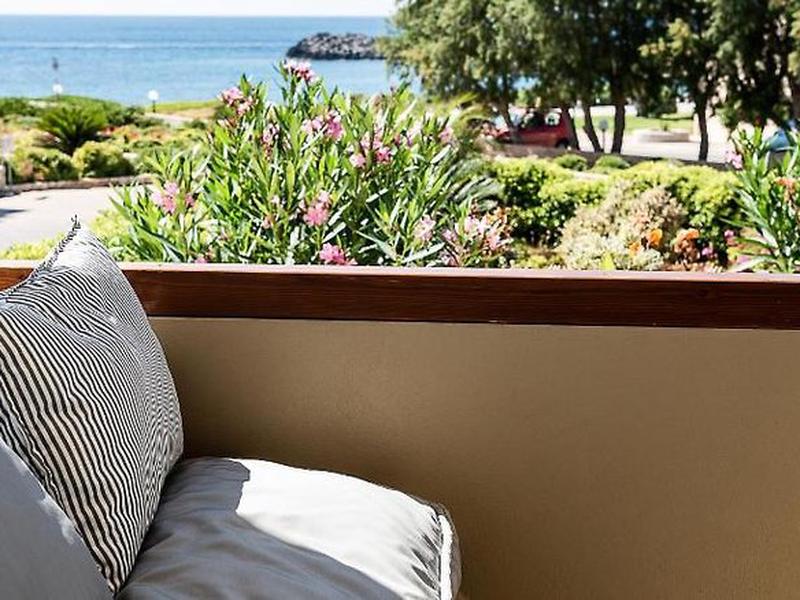 8C2C66319D185785314C926EC542F946