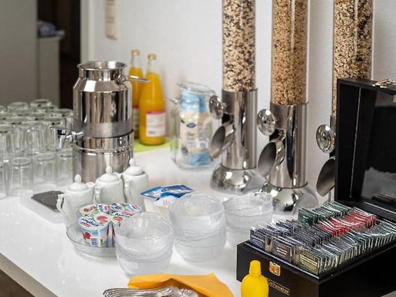 FEFDB9AEC9907451E6B277D22E902595