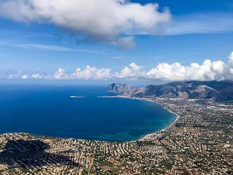 69C0344D2AAE0017EE5C5A5295DB6446