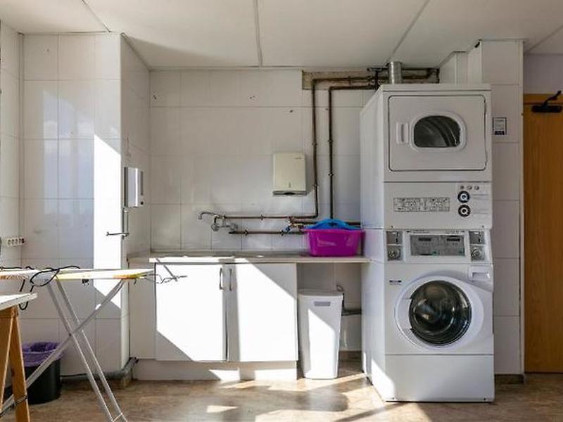 9E995004EE9594999167E87F1A058141