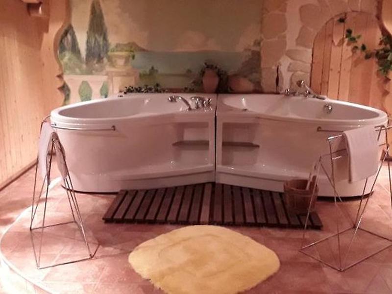 CB8AECE74A691A10594C789B83F23858