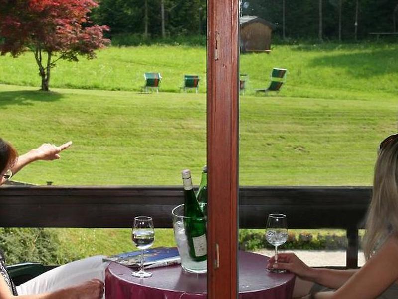 B5C1F42D1729F5F00C1DC2AEB996C945