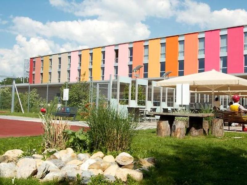 E660266B85E48044096D80EB07EF0756