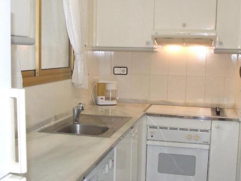 C16AF85CADA2412004006296B9D590AE