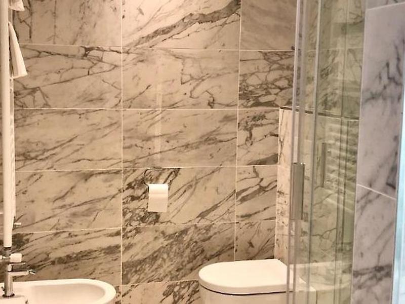 65A37A9C686D3D7DC7A14D6DE489302D