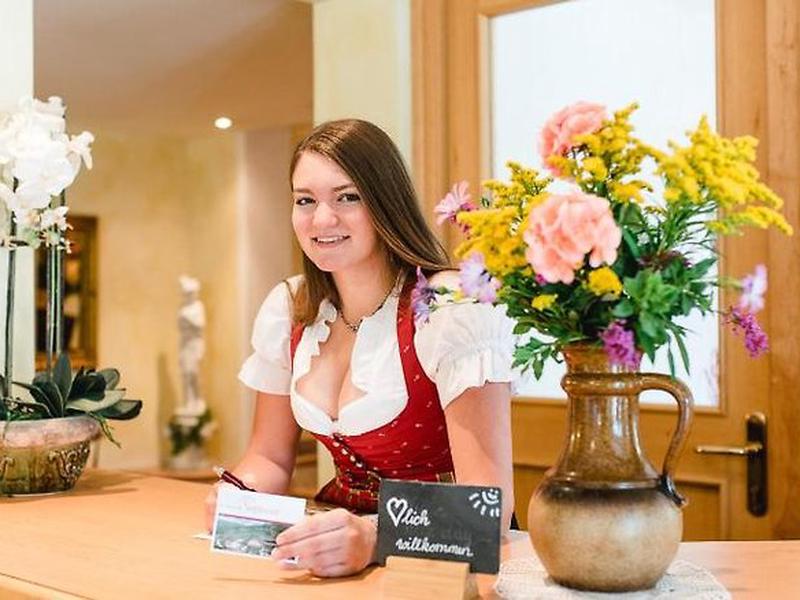 1C93812DFA11ADD052F702F05068977C