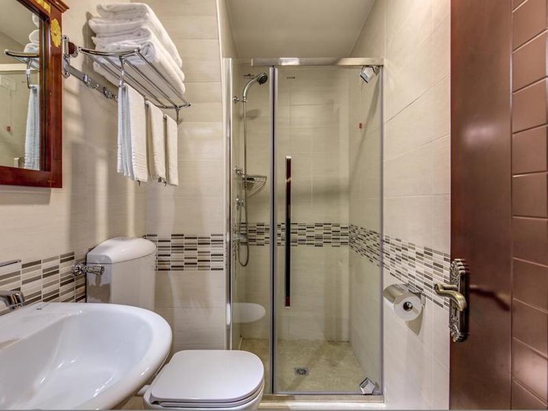 F97671179D327A01922108D8D32474B6