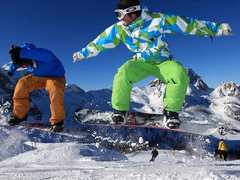 29F760F85DC6CA1772AD58D5D6CA720B