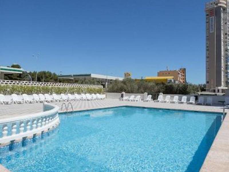 BE734AAAF2A58B8D1C3D7603894338E3