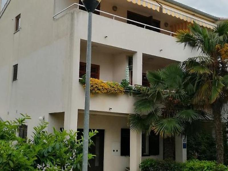 5743F1987BF1A832FF1664087A74EEDD