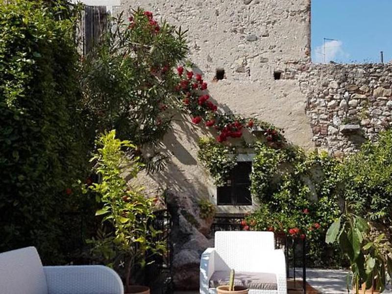 907A48C8BF922F1EE5DA2EABE247EF5C