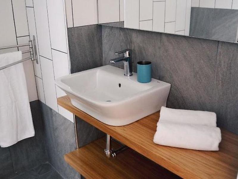 13C3DB9D02F7CECCC765DBA49F85B1C6