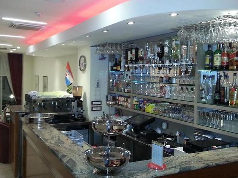 6112DD317352FB2F3FAB078878110AEC