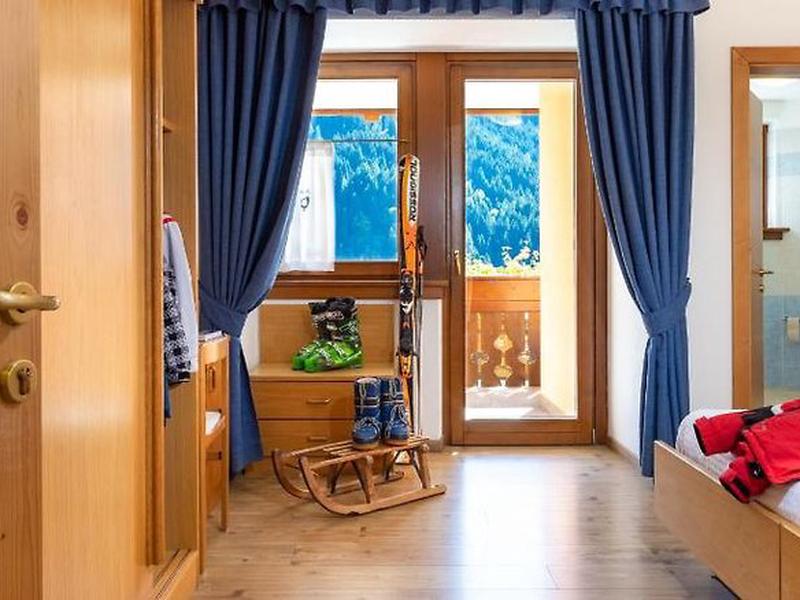 1005725E90FF0ECAB69C965A9079907C