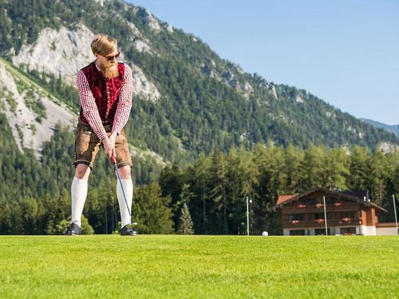 F4F2FE76B3C5C0B96E0251467B7836F5