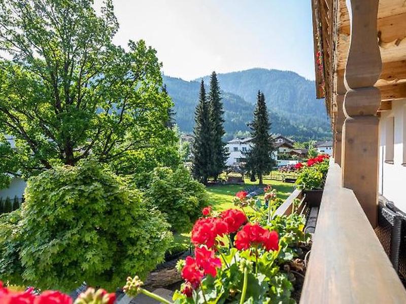 DFE27AB4E54A483BA5F1089432FE33F6