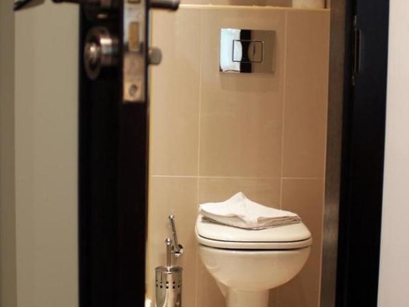 B4A7100594E5A758ACCCA9BE2AAA4329