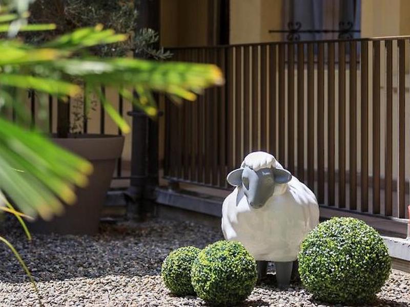 80E9C2108A74E4C512060330A09CB726