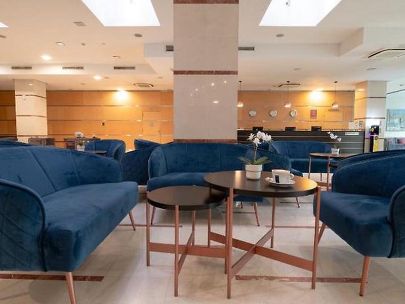 B0342E17BDA6433D0DA63E12689FD3E3