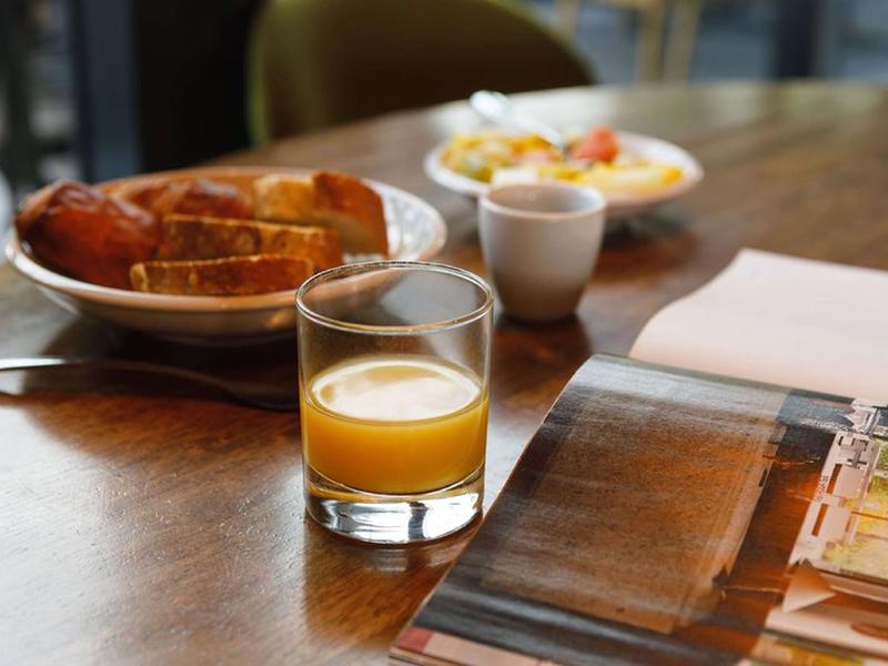 8960C4CE8405F35E12A8FD8FD6E6425D