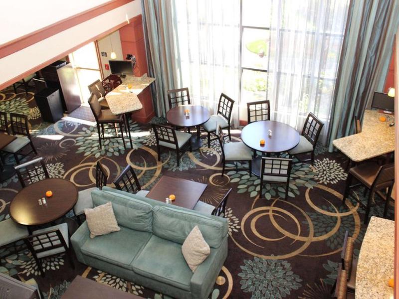 FA84ABD1AD9B00D1AC7679FAB433D8CA