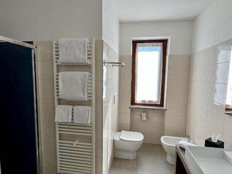 C9F7D4D037466A5D06F6BA2469BF4172