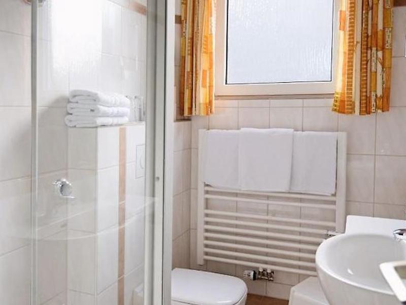 5706573E0CD921C812806AC74742A1DA