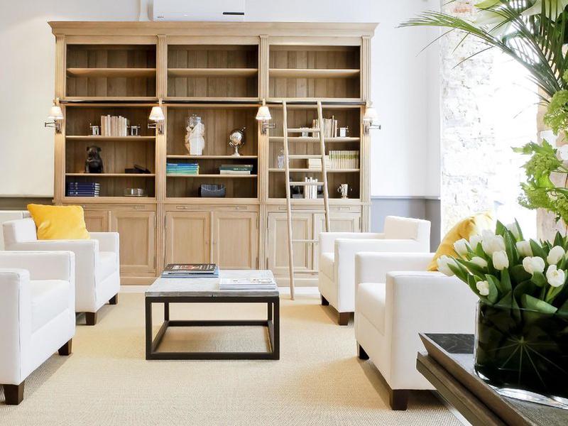 83DDB601F8F02AEA04DE7FC74DD70415