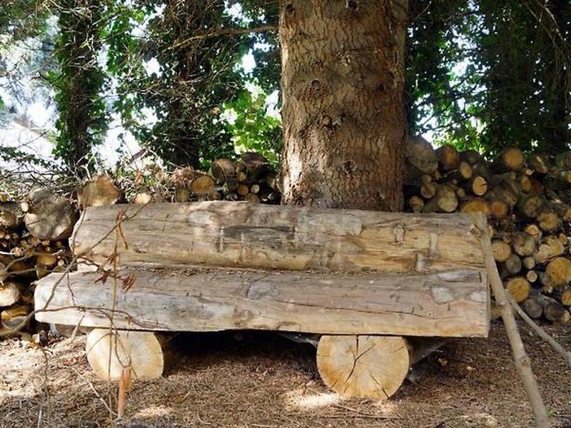 E985C3EA8C317A943C85D3C164E9687A