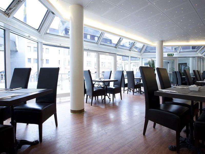 77BA553F2DD31135084FBC66EF19C411