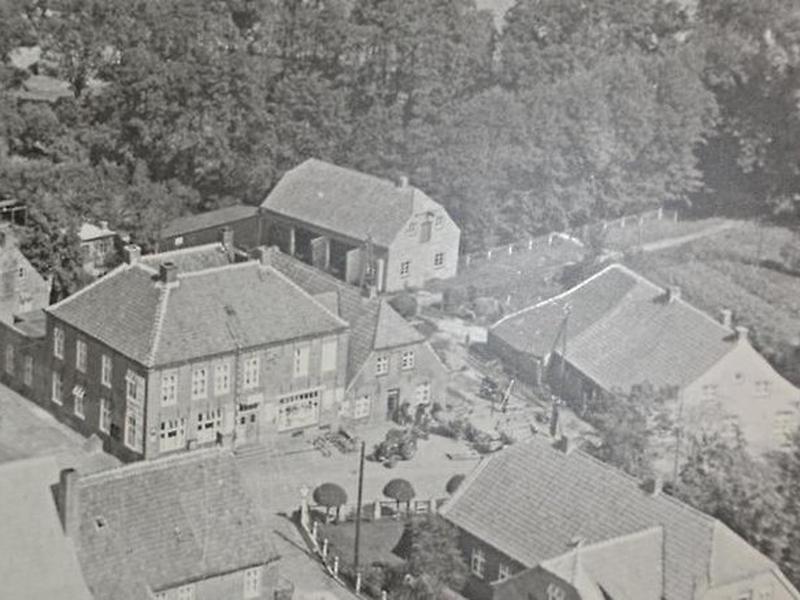 ECAE31E95ACFCEDD166F06BC253EAE51