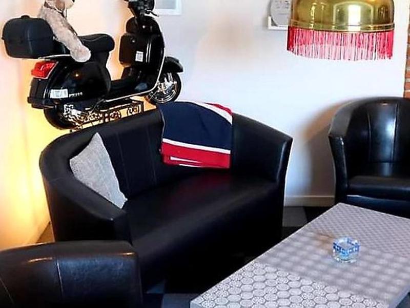 8E199147D7C90DC8B9C0B22C8295F796