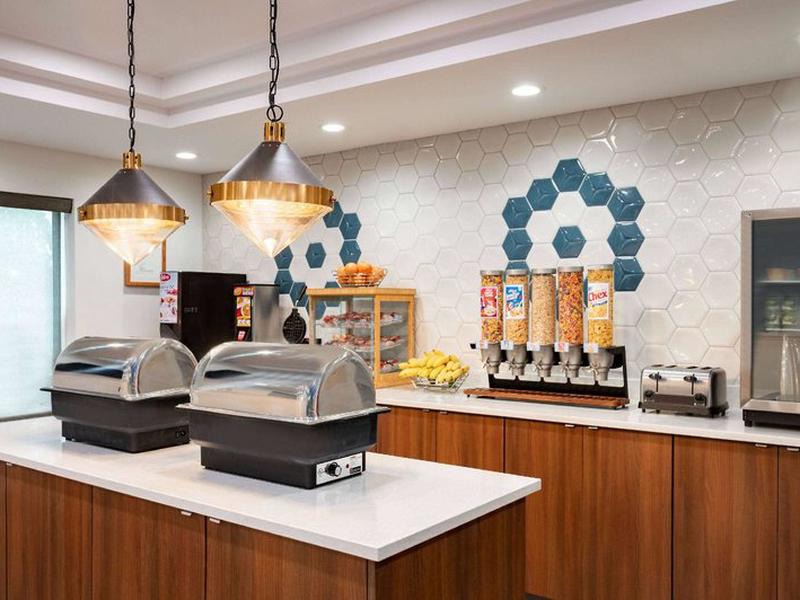 D3701E92F75CDC6A73D38A3D8A149B13