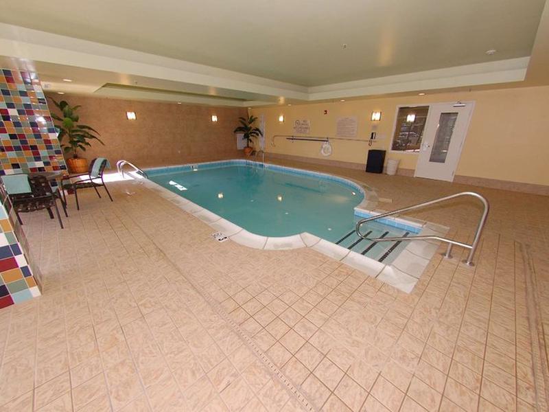 B808F1B347BFA2BBF75E3A8D1AF5906B