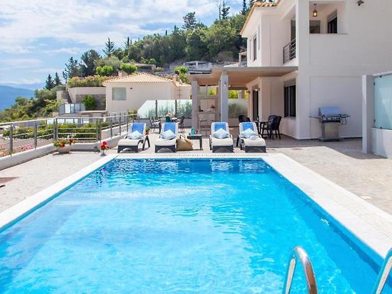 586001499903082A4A61CFB3FFF951D5