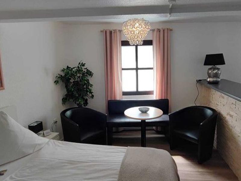 F80C7AA18380130089CDF4FEC5B1228D