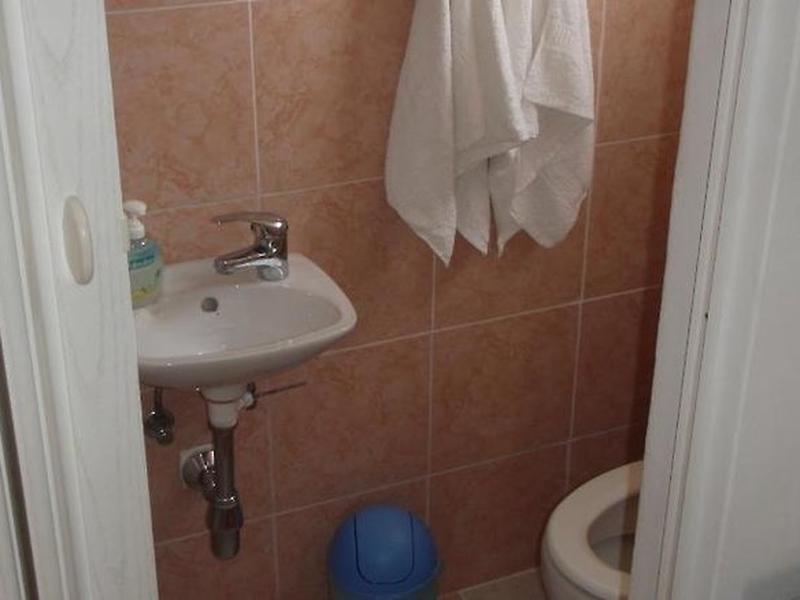 22C0F5DAB08DE3045C169545F5EF56F3