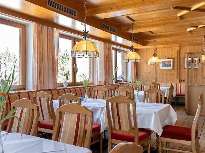 15D2132CED50CEADDC876F6498F8F20B