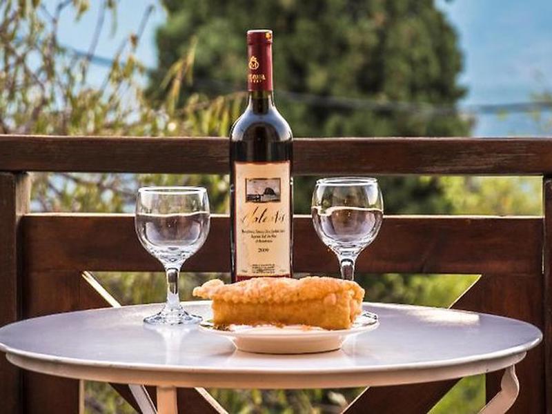 EC4E5C24F0E8B0DE9F58BE76385B6DC8