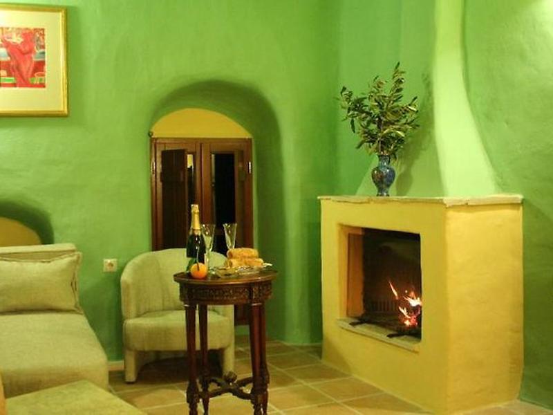 372CA80DA0EE131EA2D56A1D1B8485F9