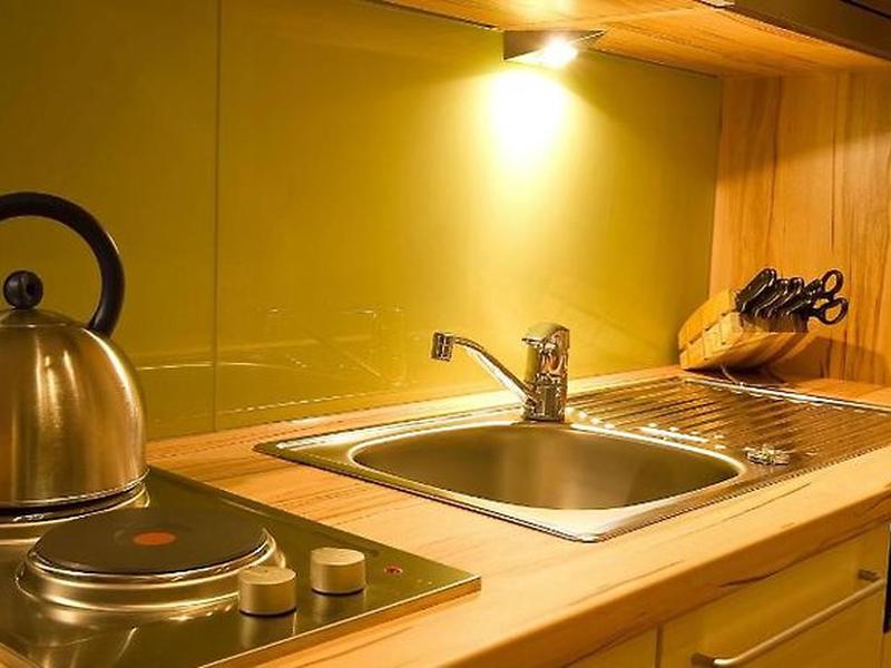 7CDA8F0AC4926BD6E113AF7A10DD3C19