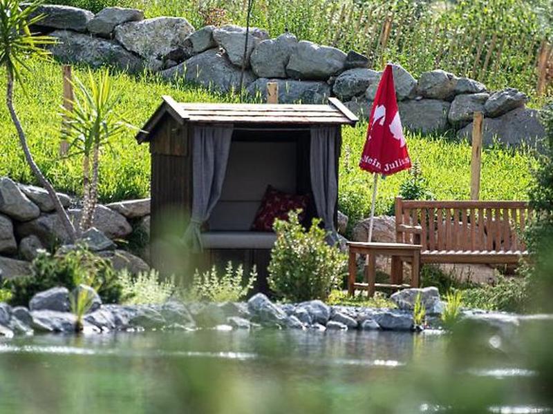 0050D0FF796E9B12D538673B2CAB0BE5